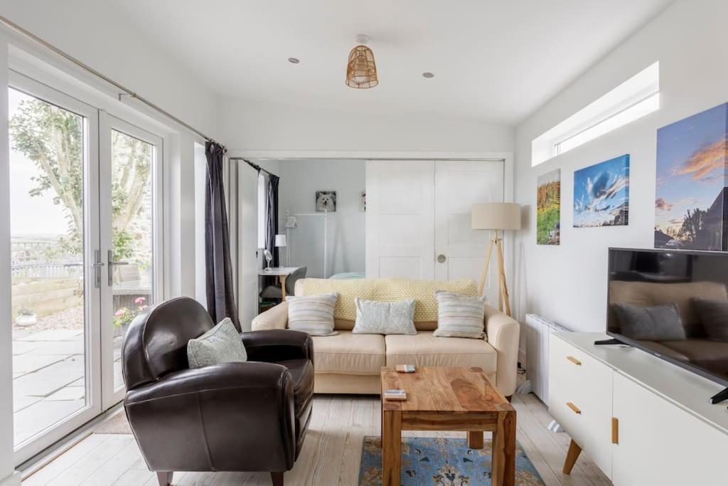 Cosy And Modern 1 Bedroom Garden House - Very Dog Friendly! Tarves Exterior photo